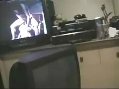 Joven maduro dama xxx en audio español desnuda en su coño maldito