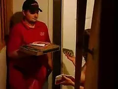 Chico se folla a sí mismo todo el día con una chica peliculas p0rno