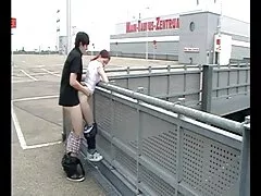 Señoras maduras peliculas calientes xxx pueden saltar con entusiasmo en vigas flexibles