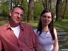 Morena peliculas de incesto online paseos en la cama con su nuevo Estúpido