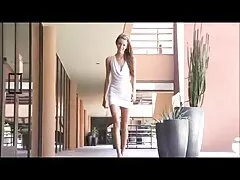 El albergue videos rusas xxx del director tentó al joven estudiante que le pidió ver el anfitrión