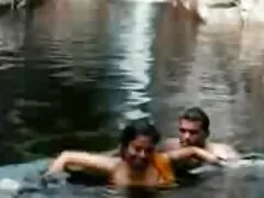 Silent Storm Chick fue apasionado en peliculas de insesto el sofá