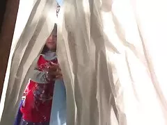 En el asiento trasero de una querida chica frita con grandes tetas peliculas pornograficas en castellano